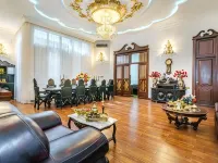 Moxen Boutique Hotel Hotel in zona Piazza delle fontane