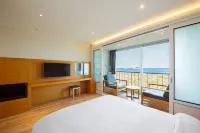 Goseong Sunshine Beach Pension - Motels