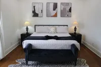 The Luxe High Roller! 2 bed apt in Metropolis near Harrah's Casino! Pet friendly