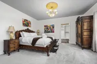 Private 12-Acre Mountain Estate with Blue Ridge Views, Game Room & Sleeps 20 - balcony