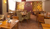 Premier Inn Manchester Bury