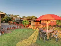 Treebo la Paradise Hotels in Avakali