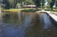 Santa Fe Lake - Dock with Swimming Area and Stunning Sunsets - Homestays