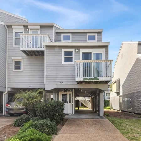 CapeSanBlas Bright, End Unit •Short Walk to Neighborhood Private Beach •2 Pools