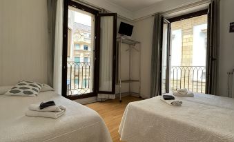 Gurtxu Rooms by Sun Sebastián