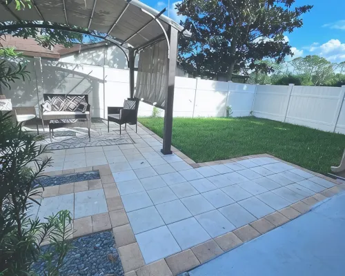 Cheerful 1 bedroom guest suite with pool and yard Hotels in Spring Hill
