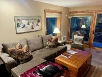 Great Family Condo - 2 Minute Walk to Chair Lifts! - 2-نجوم