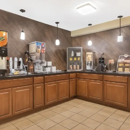 Super 8 by Wyndham Columbus Airport