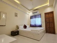 Madhu Mamata Hotel - Gym