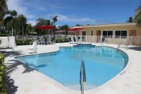 Curtis Inn & Suites - Pools