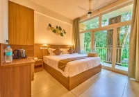 Areva Inn Pool Resort Munnar by Voye Homes - Parking