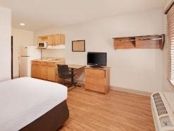Extended Stay America Select Suites - Lake Worth