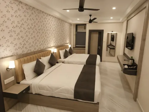 Veda Inn by Chrysdorf - Airport Shuttle