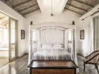 Satin Doll Hoteles en Talpe