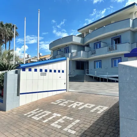 Serpa Hotel