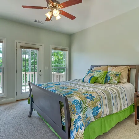 7 Bedroom! Amazing Lake House, Private Dock & Jet Ski Pads, Kids Dream Game Room