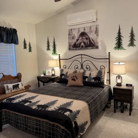 Dreaming Tree 1 a fabulous Ruidoso cabin perfect for a couple’s get-a-way