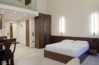 Leone Suites - 3-Star