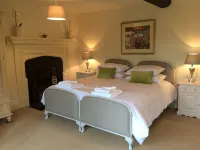 Castle Farm House B&B - breakfast