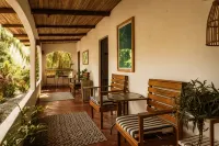 Believe Surf & Yoga Lodge Santa Teresa - 2 звезды