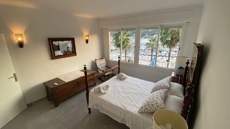 Spacious apartment with large terrace and summer kitchen
