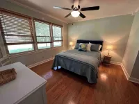 Foster Lodge at Green River Lake- Pet Friendly & NO Cleaning Fees! - 3-Star