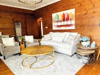 Charming 3-bedroom cottage in Downtown Sulphur - 3 stjerner