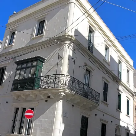Corner Hostel