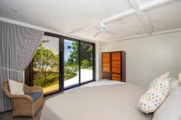 3 Bedroom Villa in Matapalo with Amazing Ocean View Jungle Views and Pool!