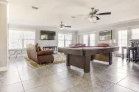 Halifax Riverfront Oasis - 8 Bedrooms - Homestays