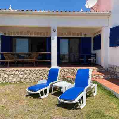 Traditional Portuguese house with lot of privacy and space. Hotel Exterior