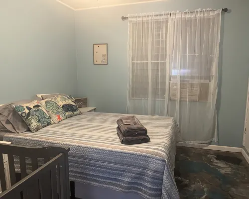 Peaceful, fully renovated home that is solar powered! Hotels in Calvache