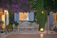 Le Mas des Cigales - Bed and Breakfasts