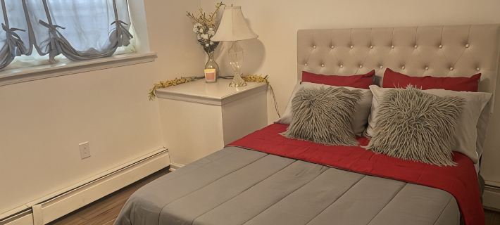 Lovely Cozy 2 Bedroom Apartment Hotels in Gloucester County