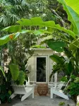Bamboo House: Charming Private Tropical Oasis in the Heart of the Village. Hotels in 