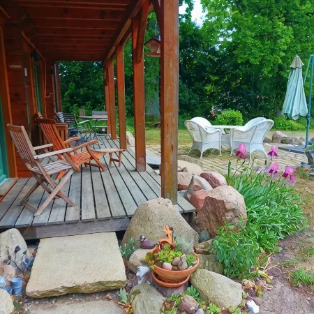Cozy house "Gut Briesen" in the Westhavelland Nature Park with an old park