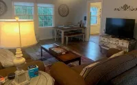 Cozy Apartment Located in Downtown Laurel
