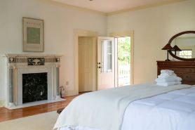 Lovely 4 bedroom rental with spacious master suite