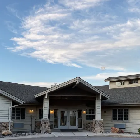 Red Rock Lodge