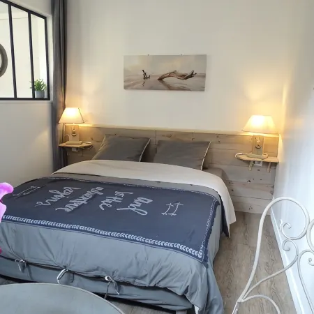 Sea View 2-5 Persons "JACUZZI and Private Sauna Als Chargeable Option