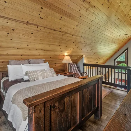 Skye Cottage at Hillside Hideaways-1Br/1BA w/Loft- in Amish Country