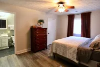The Lounge - Downtown Chillicothe - 3성급