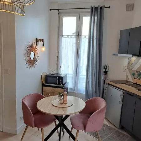 Studio Notre Dame Heart of the City Wifi Netflix