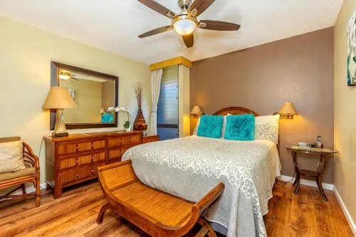 Beautifully upgraded condo in Maui Vista steps from world class beaches. - 2성급