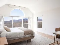 Luxury Escape with Panoramic Mountains Views Hotels in Cairo