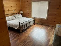 100 Aker Wood Barndominium Loft!! Two bedroom. All Amenities Provided! - WiFi