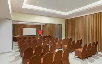 Swiss-Belinn Gajah Mada Medan - Business
