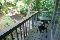 Spectacular panoramic mountain views!  3 king suites, hike, bike, swim, paddle - Mountain view