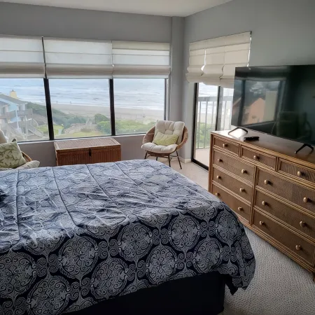 5th Floor View of Beach and Ocean- Full condo- 2 pools-