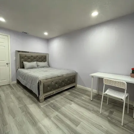 Entire Newly Renovated House in North Pomona